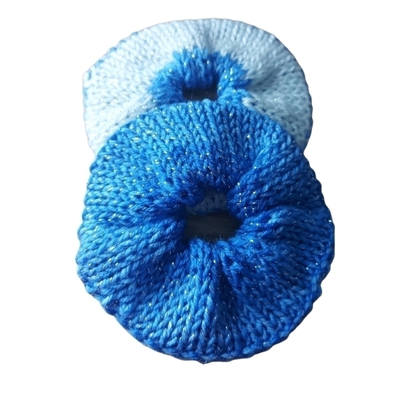 Hand Knit Scrunchies | Gentle Elastic Hair Accessory - Picture 3 of 5